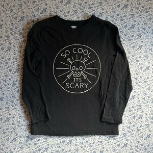 old navy skeleton halloween shirt